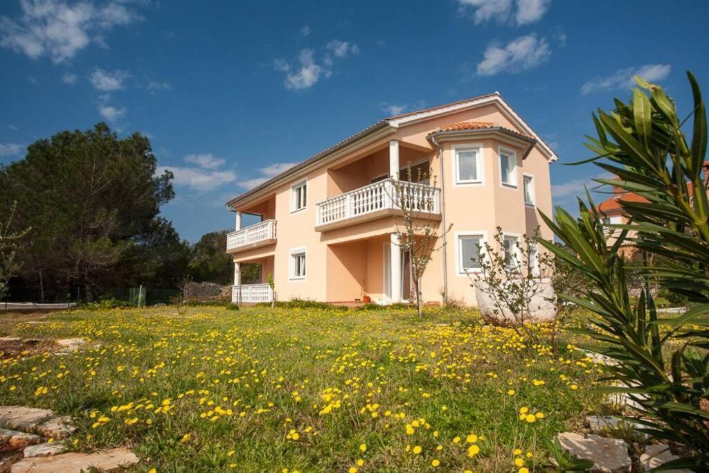Apartments Doris, Krk Krk Town Exterior foto