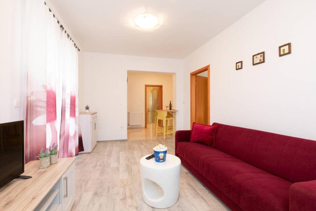 Apartments Doris, Krk Krk Town Exterior foto